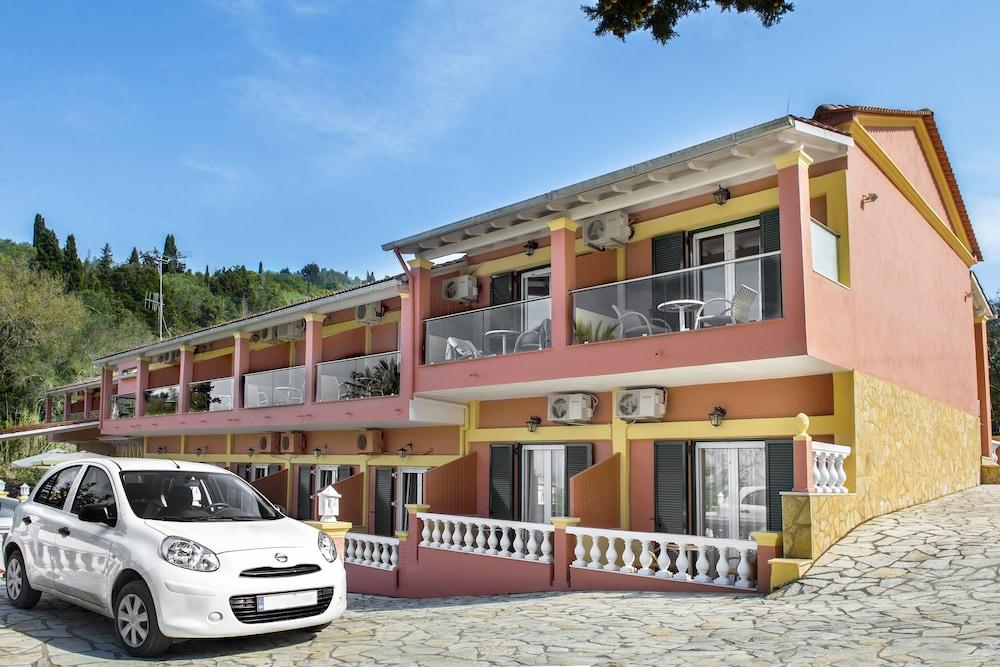 Hotel Penelope บูเกริ ภายนอก รูปภาพ