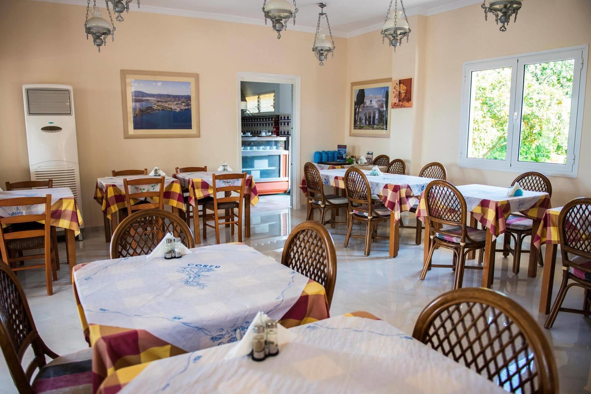 Hotel Penelope บูเกริ ภายนอก รูปภาพ